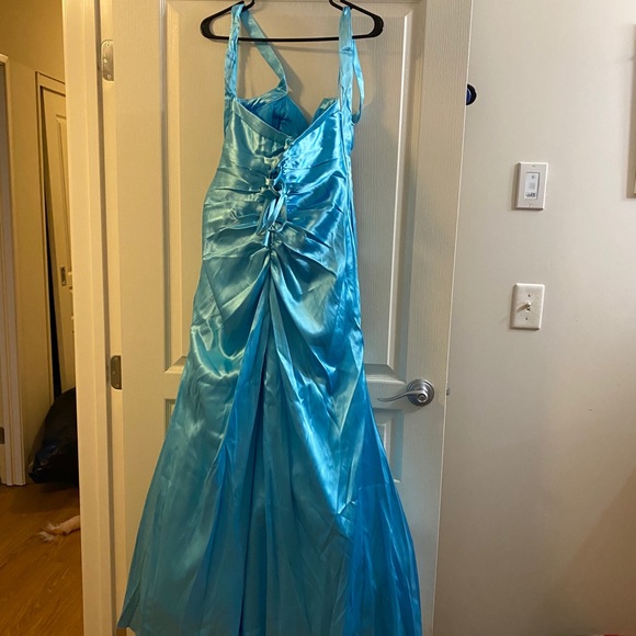 Light blue Halter prom dress - Picture 2 of 2
